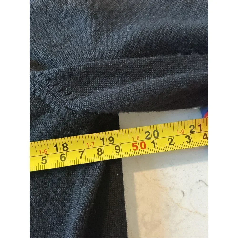 Banana Republic 100% Merino Wool Crew Neck Sweater Navy